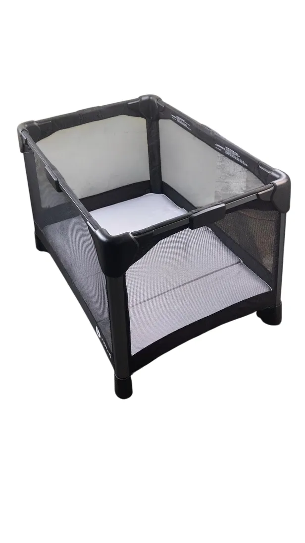 4moms Breeze Playard, 4M-009-01