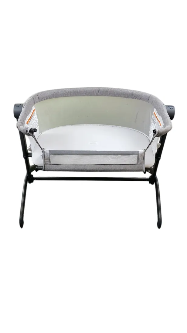 Baby Delight Beside Me Wink Bassinet & Bedside Sleeper, Pebble Grey