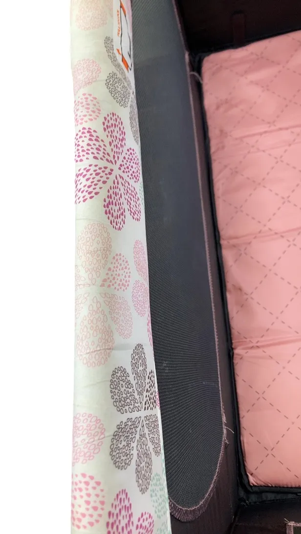 Baby Trend Lil Snooze Deluxe II Nursery Center, Floral Rain