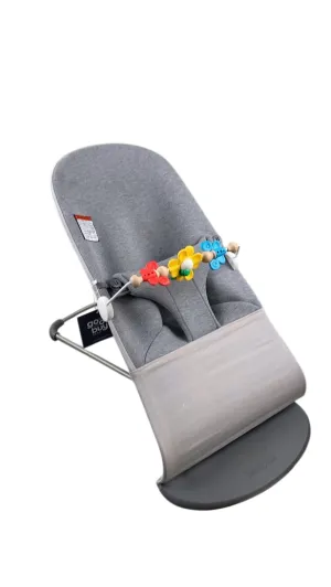 BabyBjorn Bouncer Bliss Bundle With Toy Bar, Flying Friends, Dark Gray Frame, Light Gray 3D Jersey