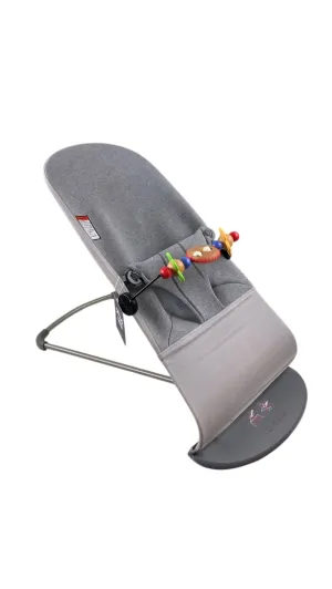 BabyBjorn Bouncer Bliss Bundle With Toy Bar, Googly Eyes, Dark Gray Frame, Light Gray 3D Jersey