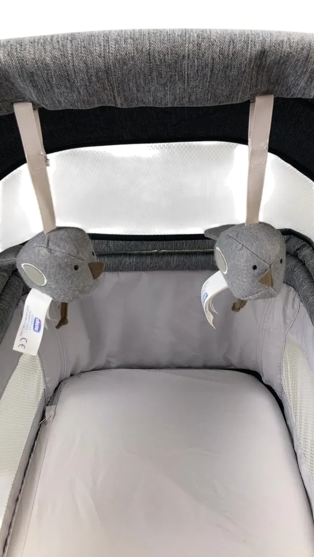 Chicco Lullago Nest Portable Bassinet, Poetic