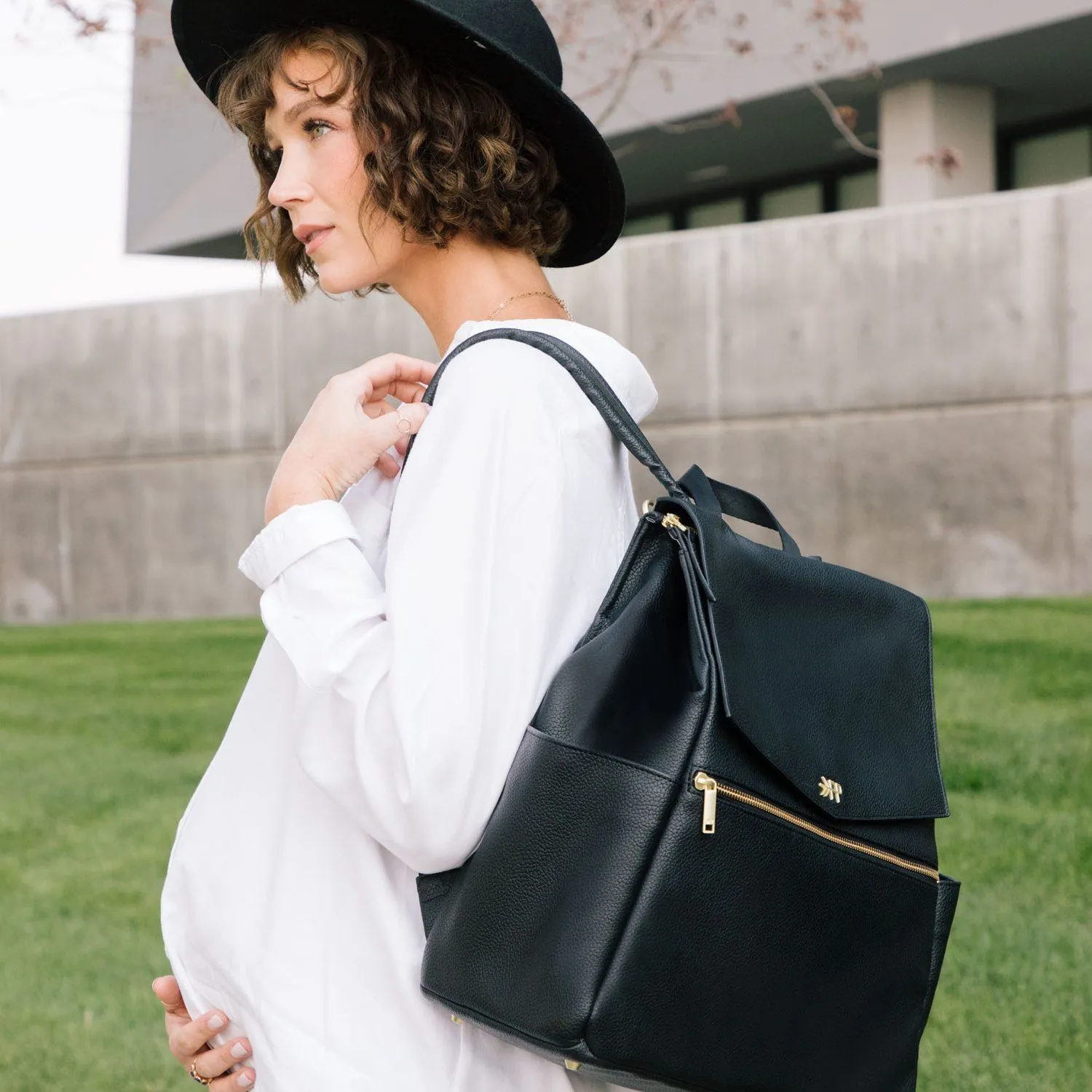 Freshly Picked Classic Diaper Bag II, Ebony