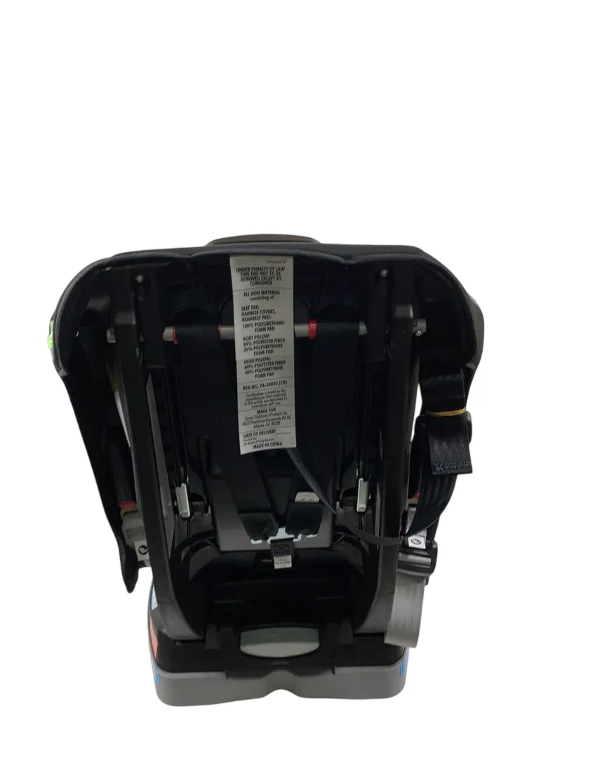 Graco Extend2Fit 3-in-1 Convertible Car Seat, 2024, Stocklyn