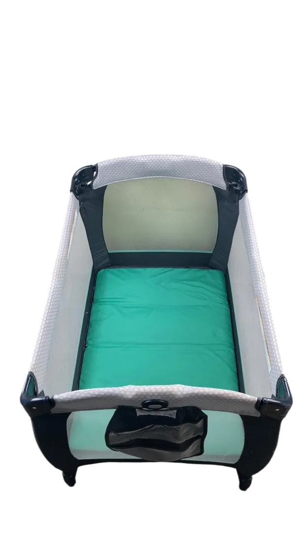 Graco Pack 'n Play Playard Reversible Seat & Changer, Basin