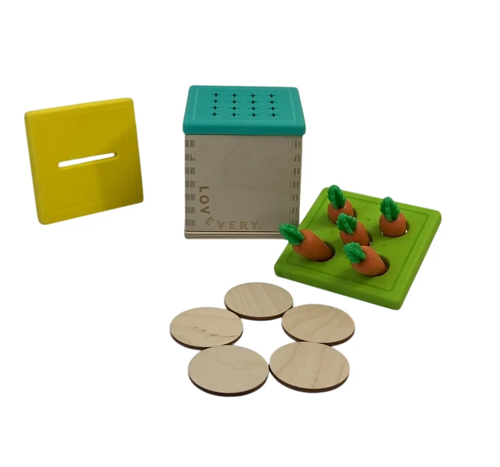 Lovevery The Babbler Play Kit