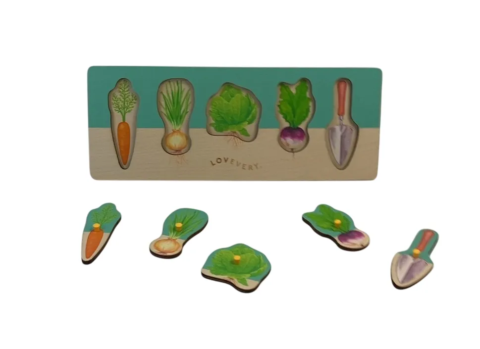 Lovevery The Pioneer Play Kit