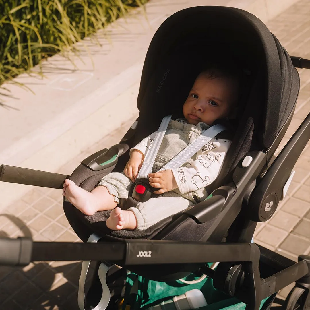 Maxi-Cosi Pebble Pro Bundle with Pearl 360 Pro Car Seat & FamilyFix 360 Pro Base