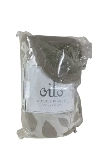 Oilo Studios Cuddle Blanket, Leaf