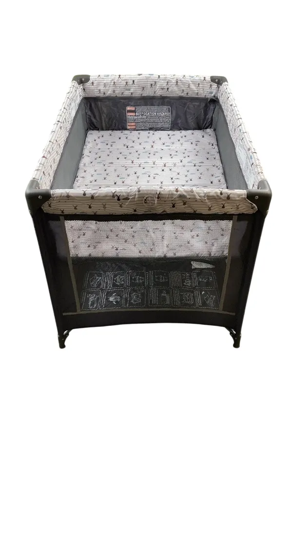 Pamo Babe Playard, Rabbit