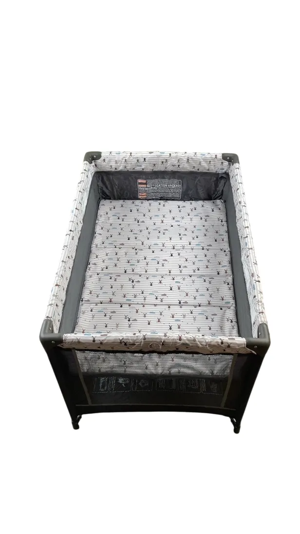 Pamo Babe Playard, Rabbit