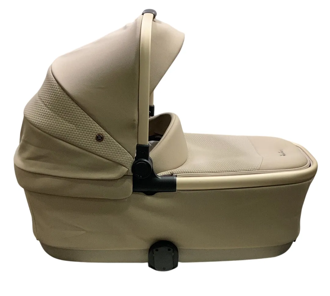 Silver Cross Reef Bassinet, Stone