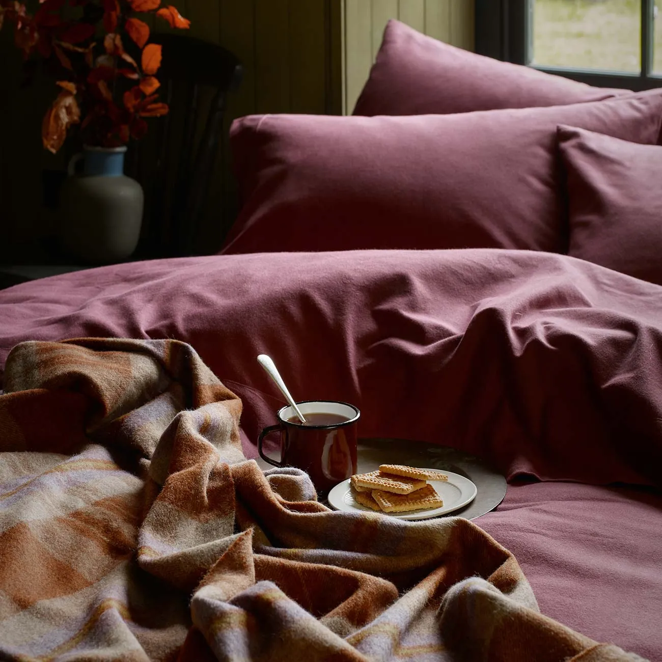 Thistle Flannel Cotton Pillowcases (Pair) Piglet In Bed
