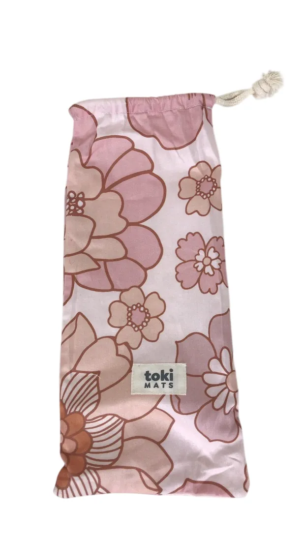 Toki Kids Standard Mat Cover 40" x 40", Blooms
