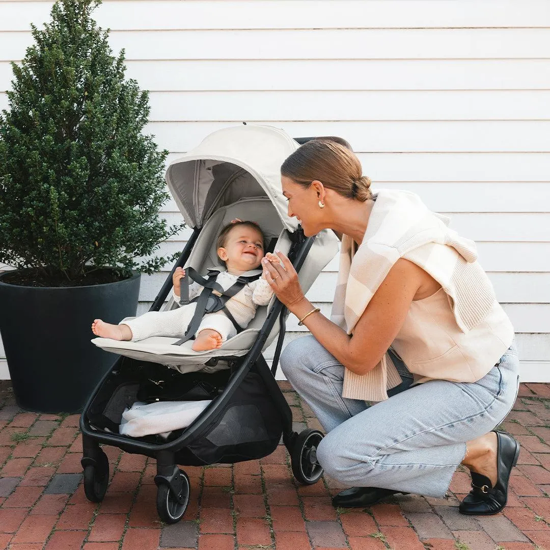 UPPAbaby MINU V3 Maxi-Cosi Travel System