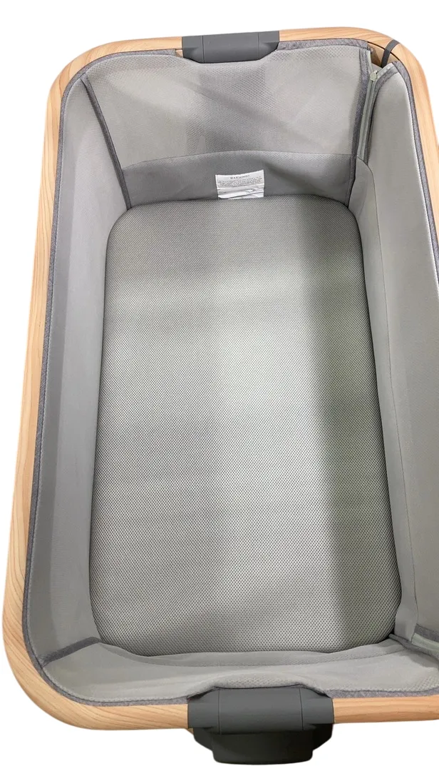 Venice Child California Dreaming Portable Bedside Bassinet, Grey/Wood