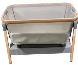 Venice Child California Dreaming Portable Bedside Bassinet, Grey/Wood