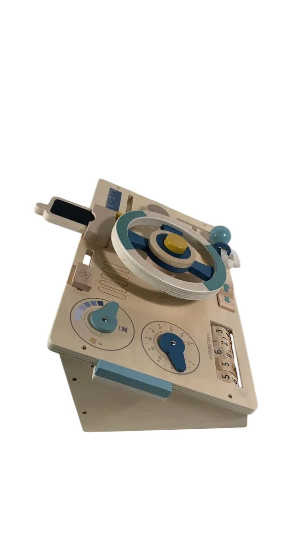 Wonder and Wise Busy Board, Beep Beep Busy Board